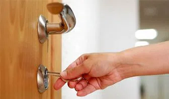 Metro Master Locksmith Westland, MI 734-330-2706 Metro Master Locksmith Westland, MI 734-330-2706 - 13-Re-Key-Locks