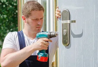 Metro Master Locksmith Westland, MI 734-330-2706 Metro Master Locksmith Westland, MI 734-330-2706 - 7-Lock-Changing